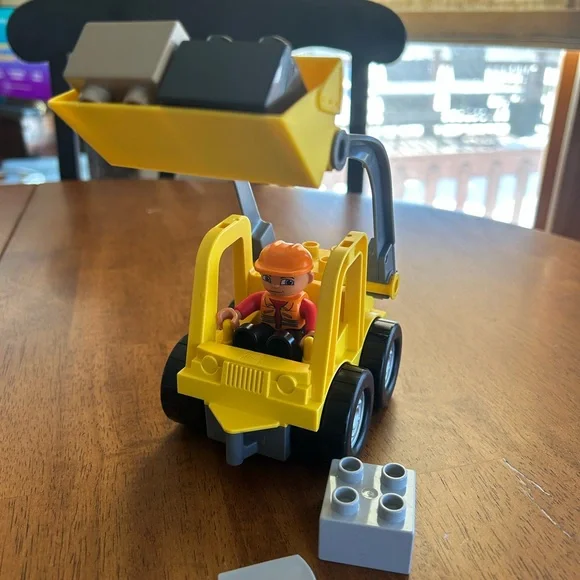 LEGO Duplo Set- Front Loader #5650 - Picture 4 of 9